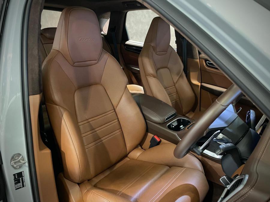 CAYENNE TURBO - Image 11