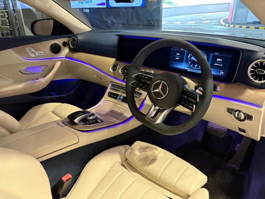 E300 Coupe AMG - Image 4