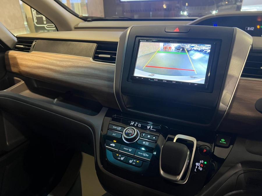 FREED HYBRID GB7 7座 - Image 3