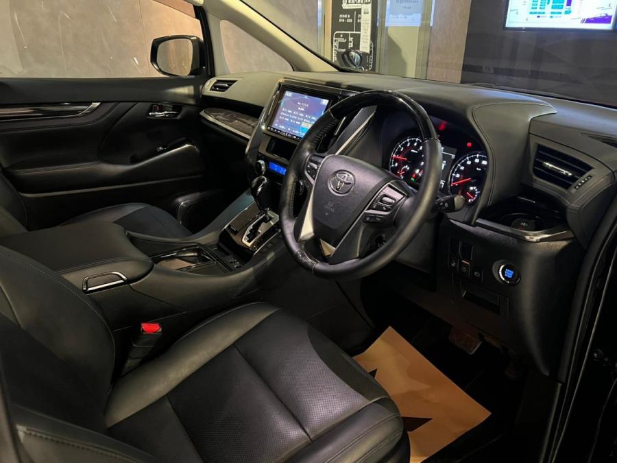 ALPHARD 2.5SC MODELLISTA - Image 3