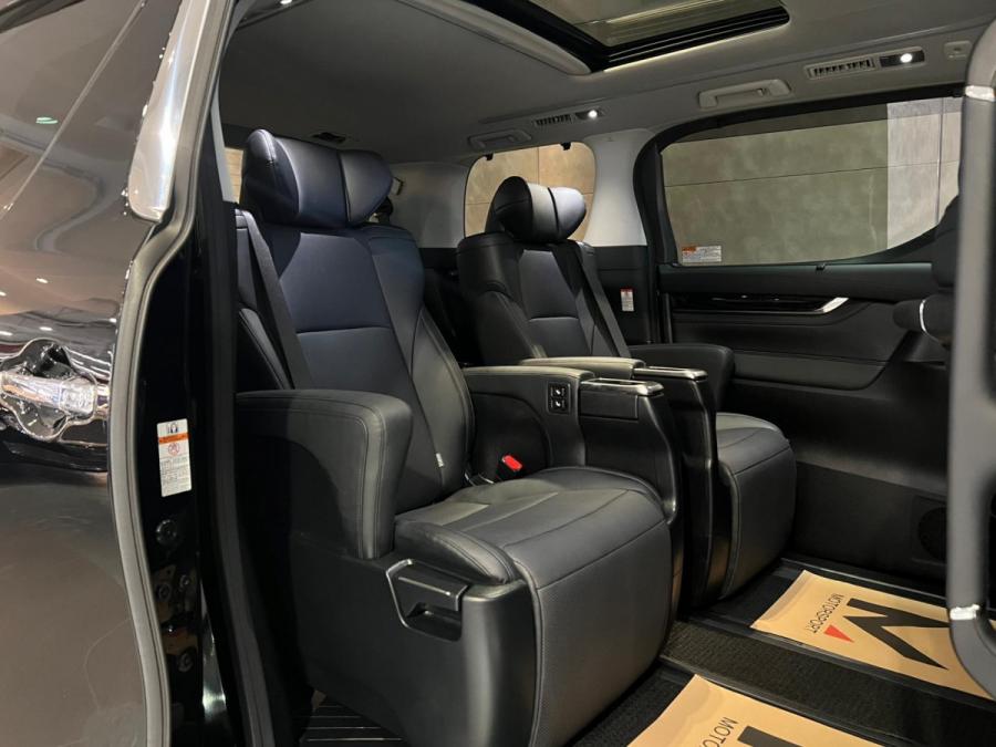 ALPHARD 2.5SC MODELLISTA - Image 6