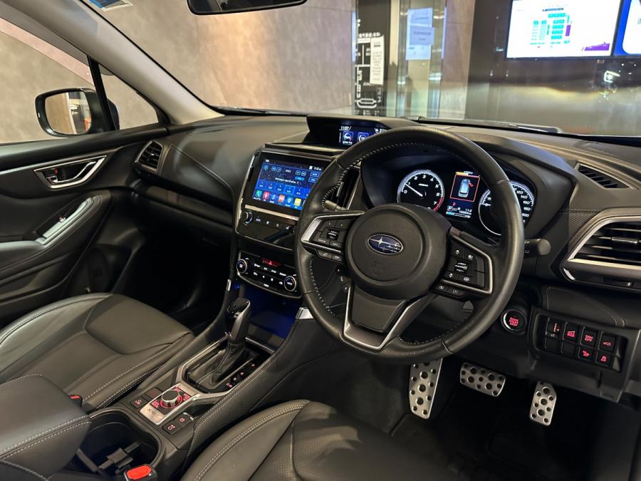 Forester 2.0i S Eyesight  Hybird - Image 2