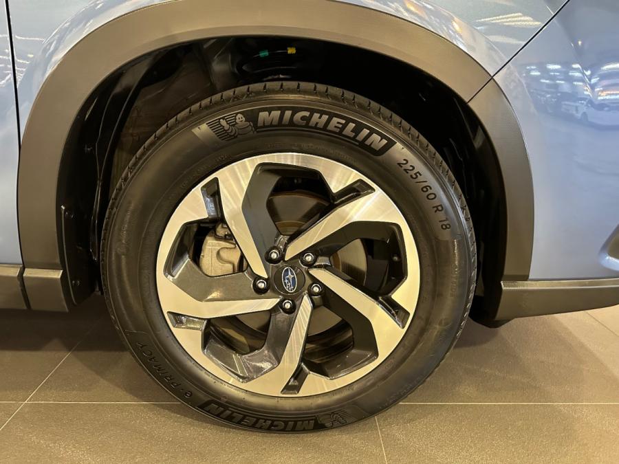 Forester 2.0i S Eyesight  Hybird - Image 5