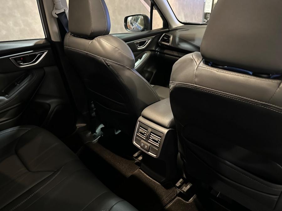 Forester 2.0i S Eyesight  Hybird - Image 4