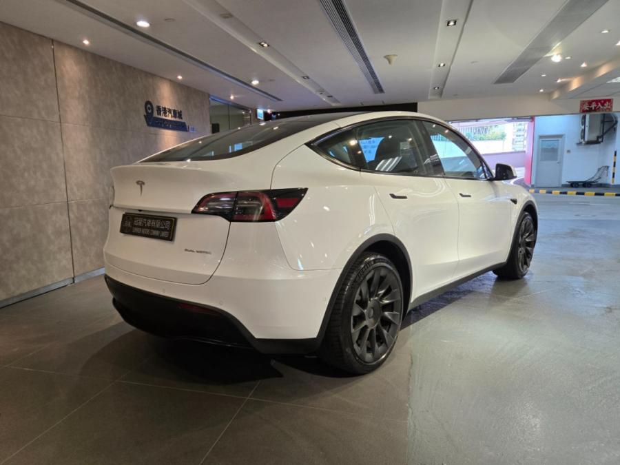 MODEL Y LR - Image 4