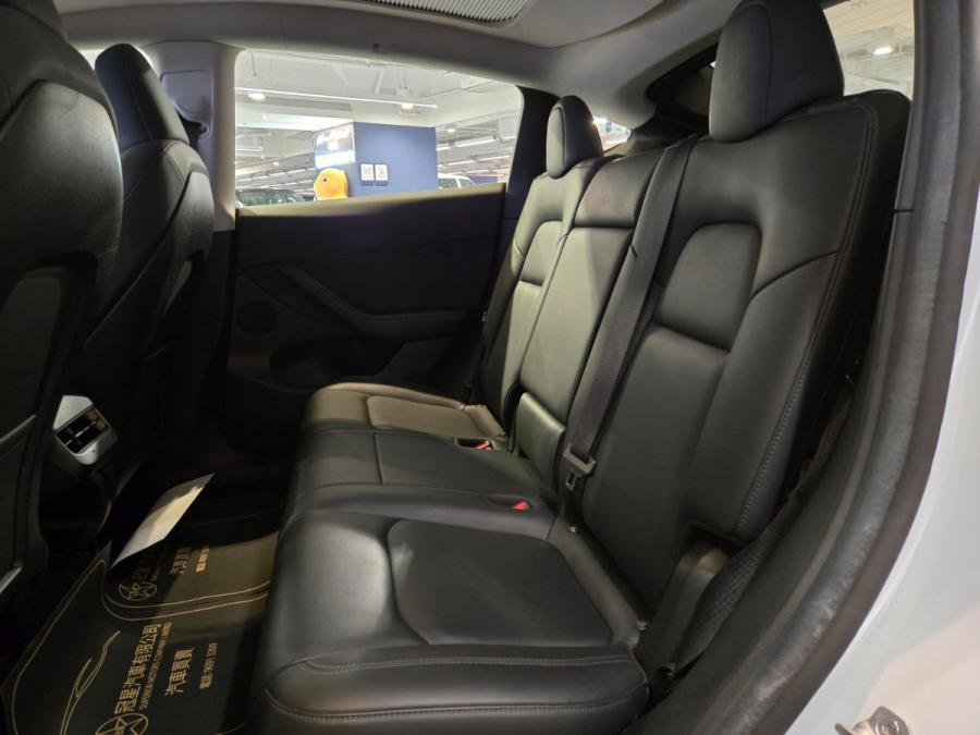 MODEL Y LR - Image 8