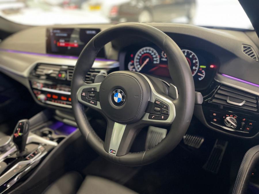 520 IA (M-Sport) - Image 8