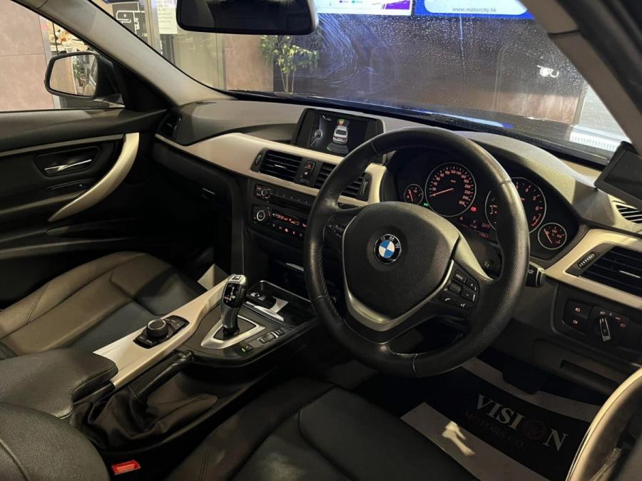 2014 BMW 320AI Saloon ED(F30) - Image 5