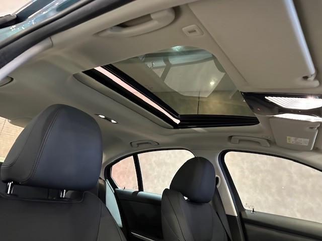 318iA SALOON SPORT版 - Image 5