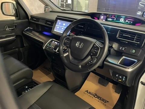 Stepwgn Hybrid EX Cool - Image 4