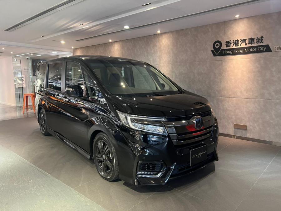 STEPWGN EX SPADA e:HEV BLACK STYLE - Image 2