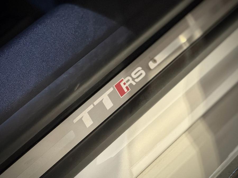 TTRS COUPE QUATTRO - Image 12