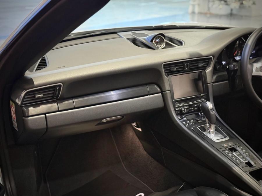 911 991.1 CARRERA GTS CABRIOLET - Image 3