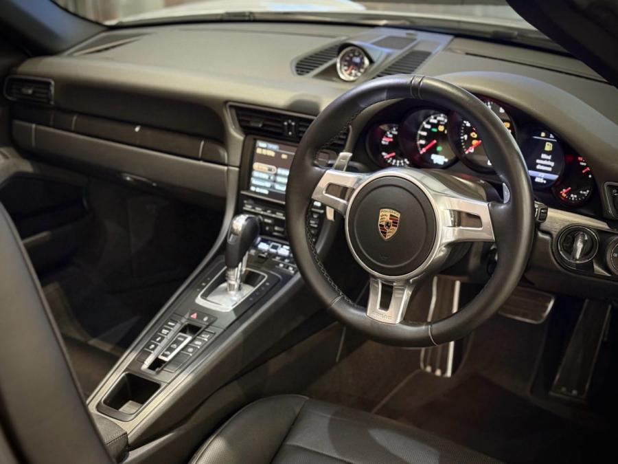 911 991.1 CARRERA GTS CABRIOLET - Image 4