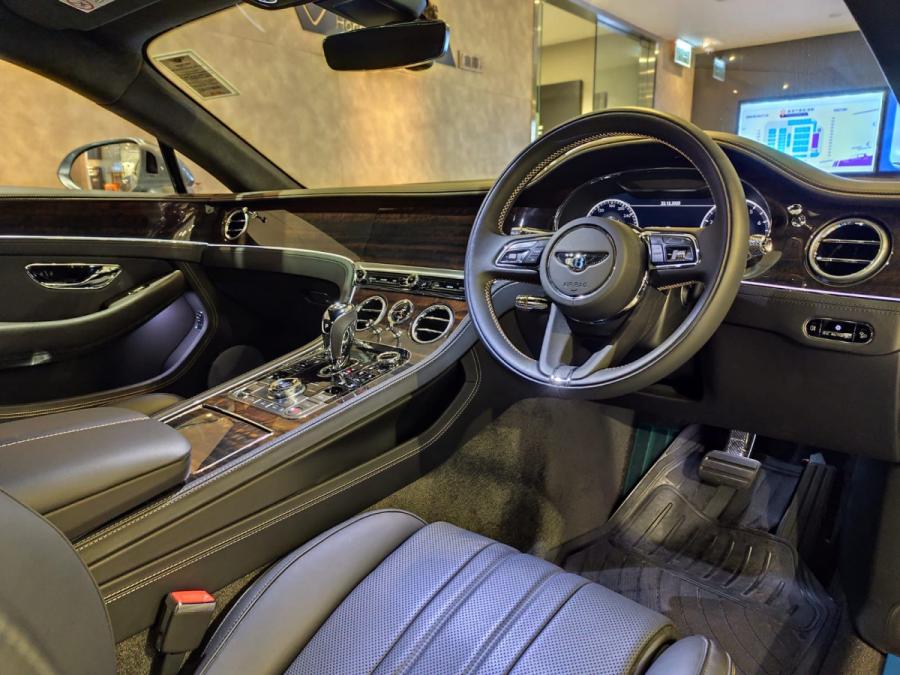 Continental GT V8 - Image 3