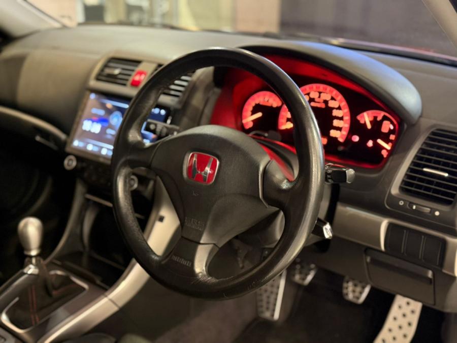 ACCORD EURO R - Image 5