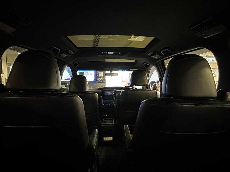 Estima 2.4 - Image 9