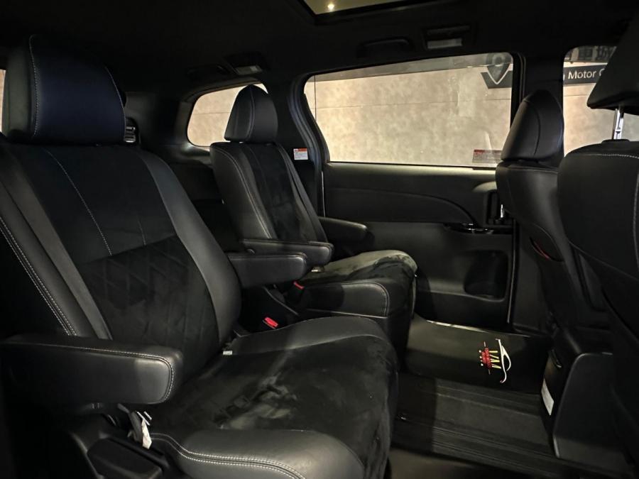 Estima 2.4 - Image 7