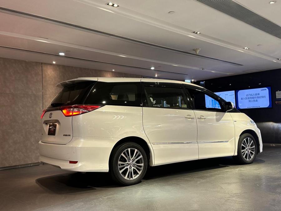 Estima 2.4 - Image 2