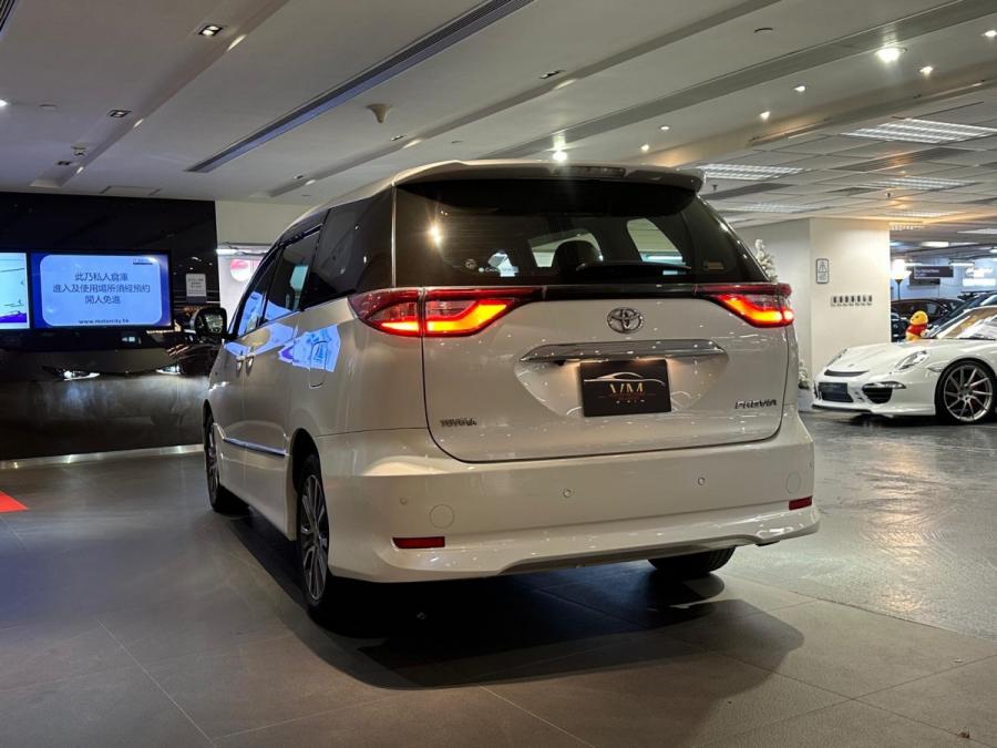 Estima 2.4 - Image 4