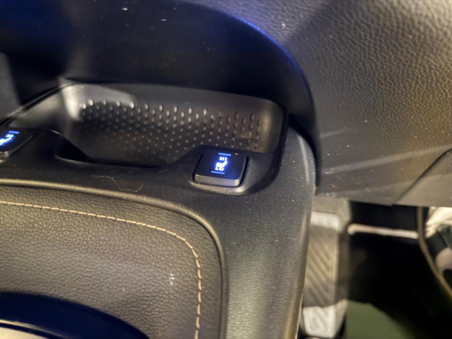 COROLLA TOURING WXB - Image 14