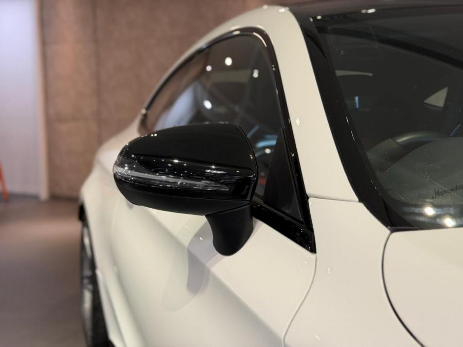 AMG C63 S COUPE - Image 4