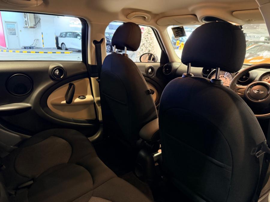 One Countryman automatic - Image 3