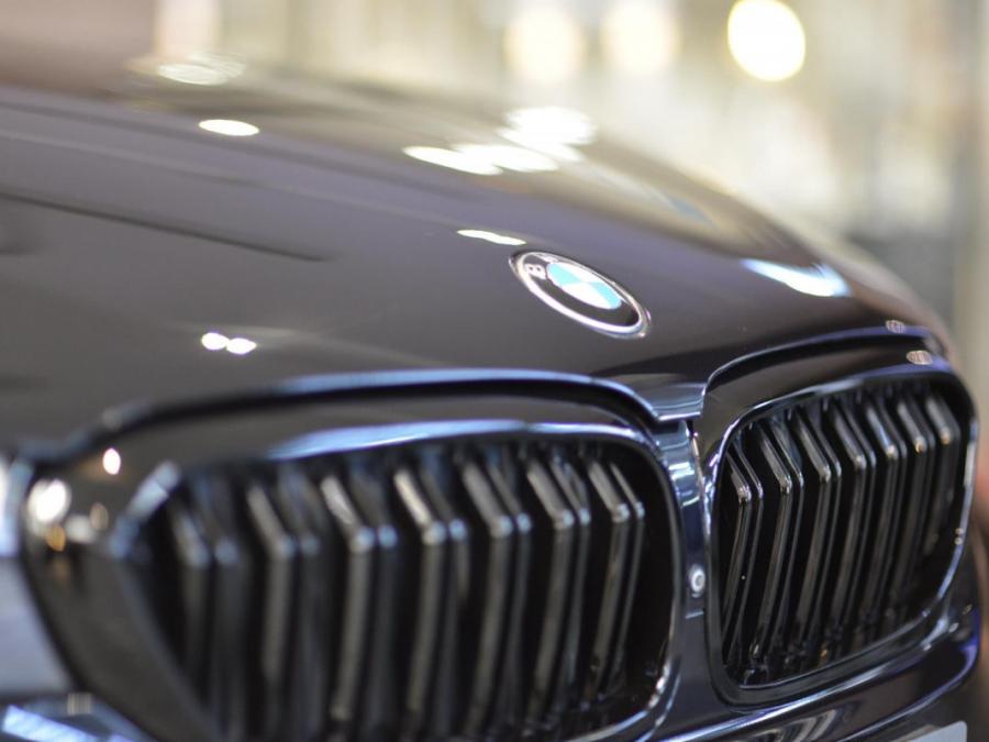 520i M-SPORT - Image 5