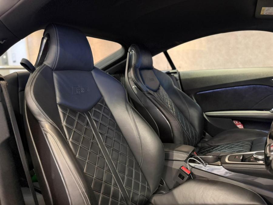 TT RS COUPE QUATTRO - Image 14