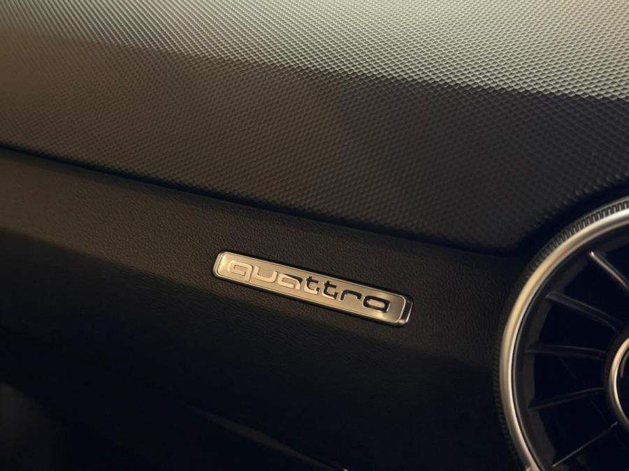 TT RS COUPE QUATTRO - Image 9