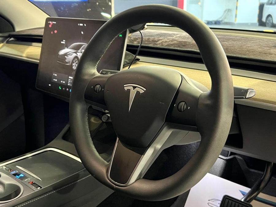 Model Y SR - Image 5