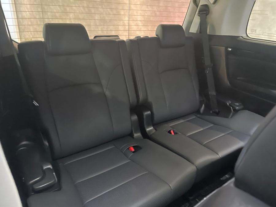 Alphard 2.5 Hybrid SRC - Image 5