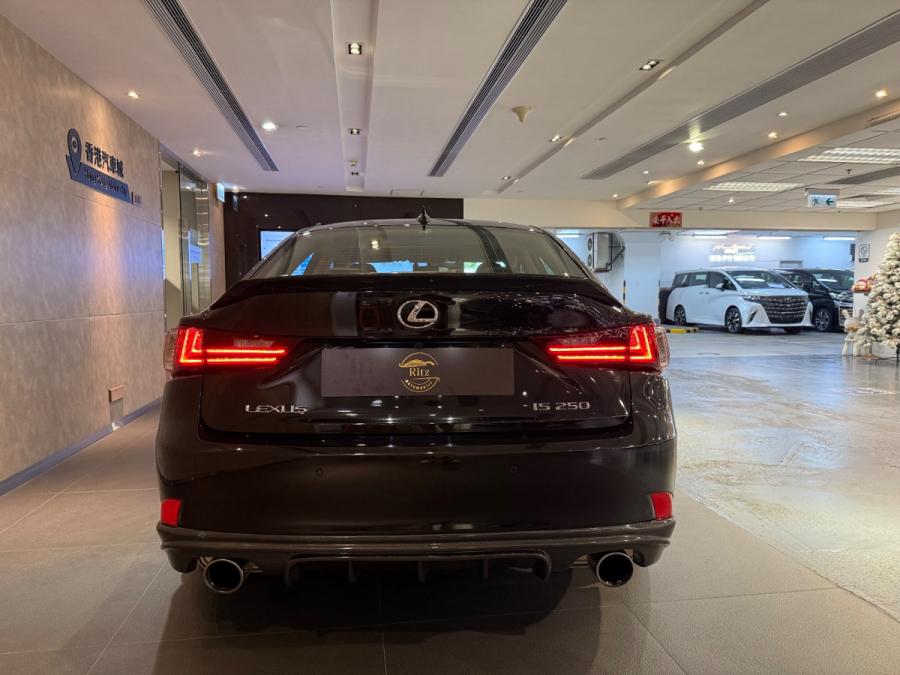 IS250 DELUXE - Image 5