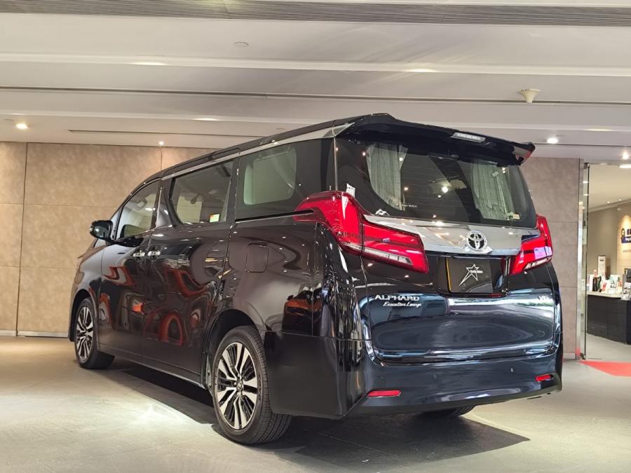 Alphard 3.5 Executive Lounge - Image 2