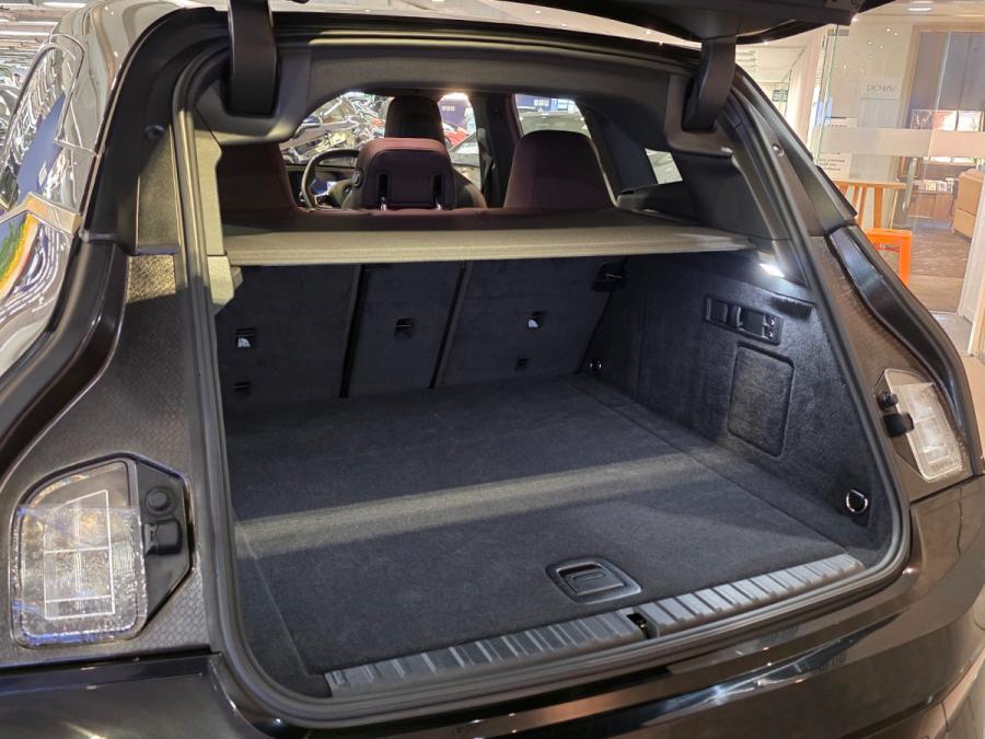 IX XDRIVE40 - Image 14