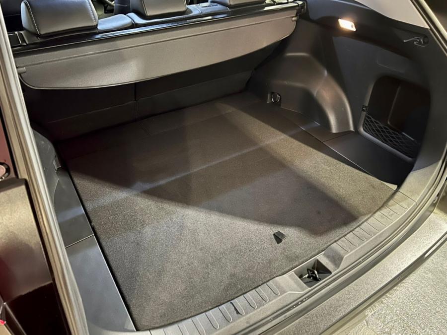 RAV4 Deluxe - Image 9