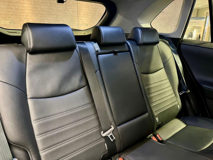 RAV4 Deluxe - Image 7
