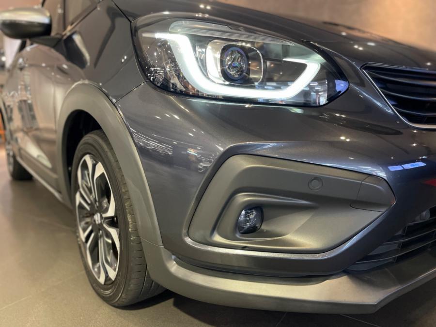 Jazz  1.5 (Crosstar) - Image 4