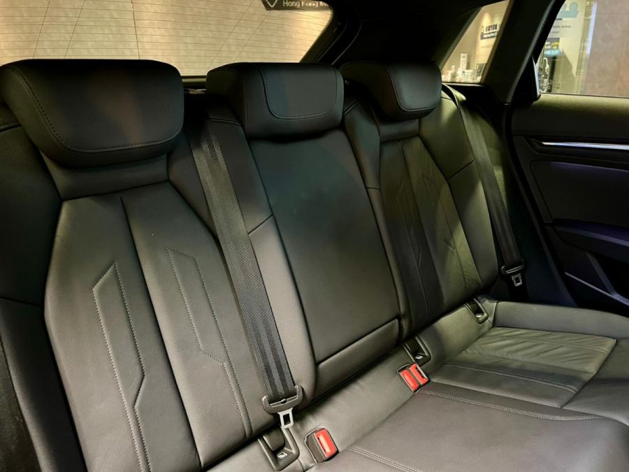 A3 Sportback 35 TFSI S Line - Image 7