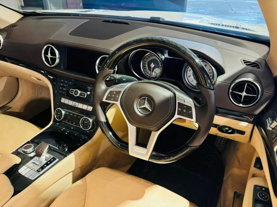 SL350 - Image 3