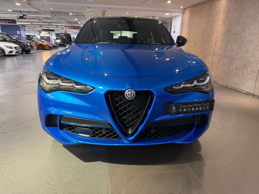 Stelvio Quadrifoglio - Image 5