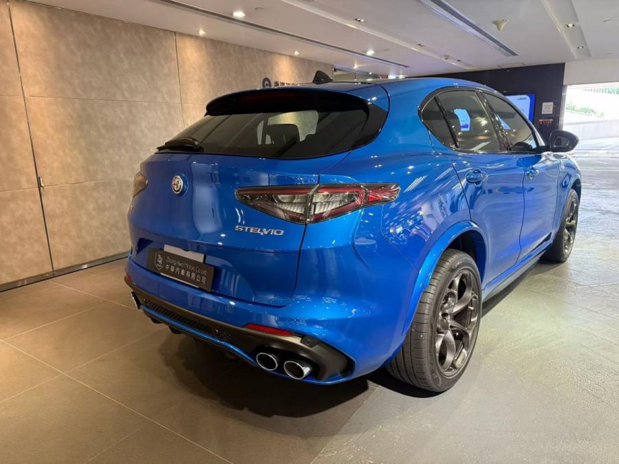 Stelvio Quadrifoglio - Image 3