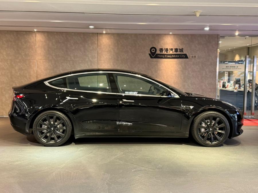 MODEL 3 PERFORMANCE DUAL MOTOR - Image 4