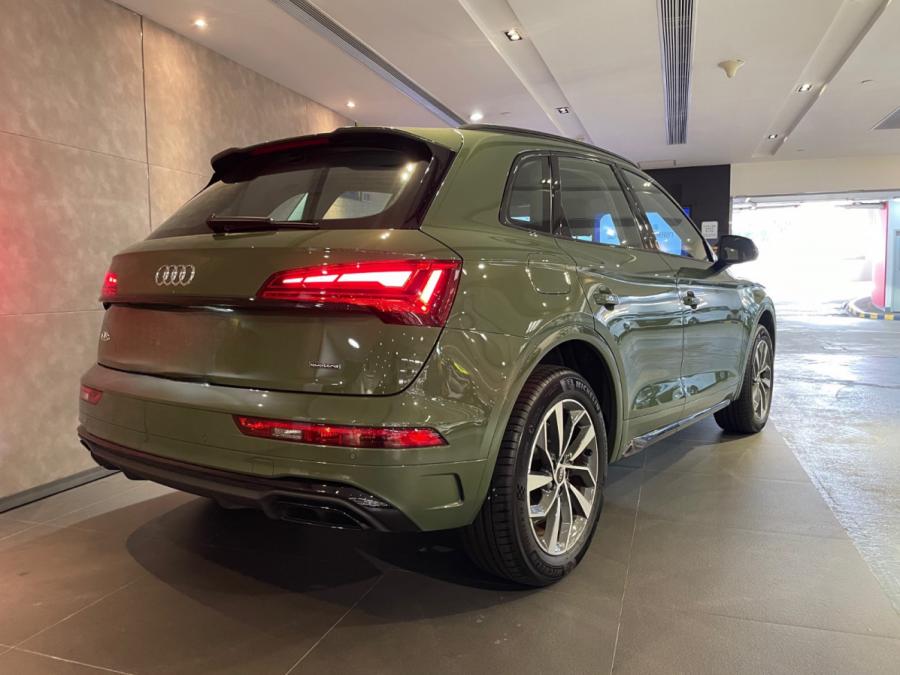 Q5 45 quattro (S-Line) - Image 3
