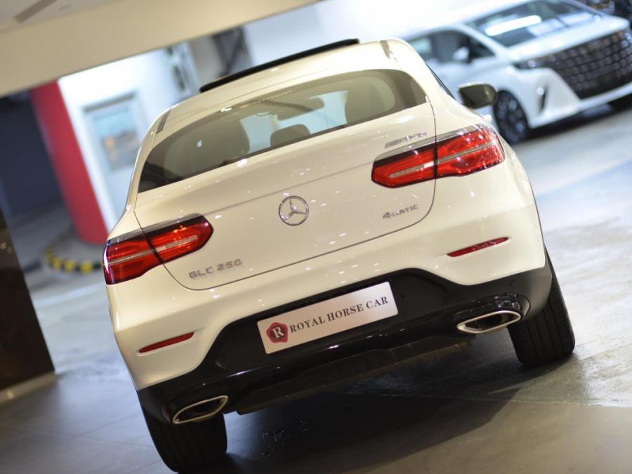 GLC250 COUPE - Image 25