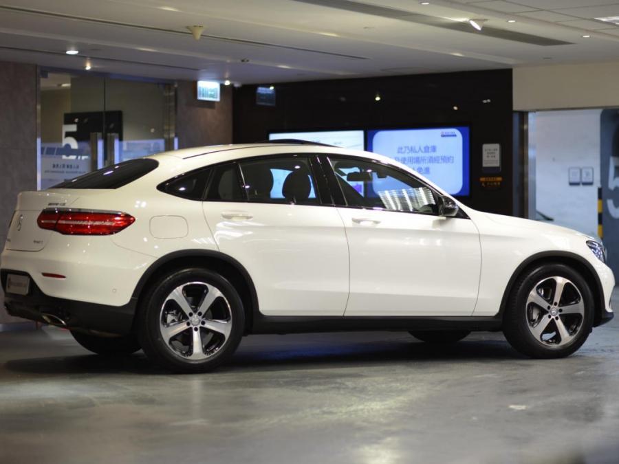 GLC250 COUPE - Image 24