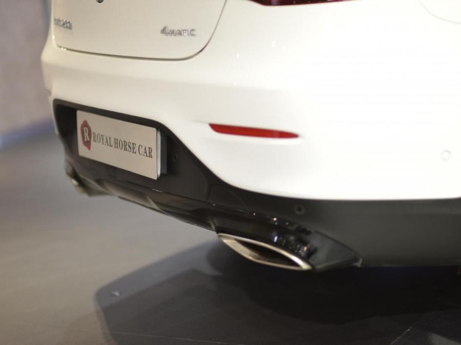 GLC250 COUPE - Image 11