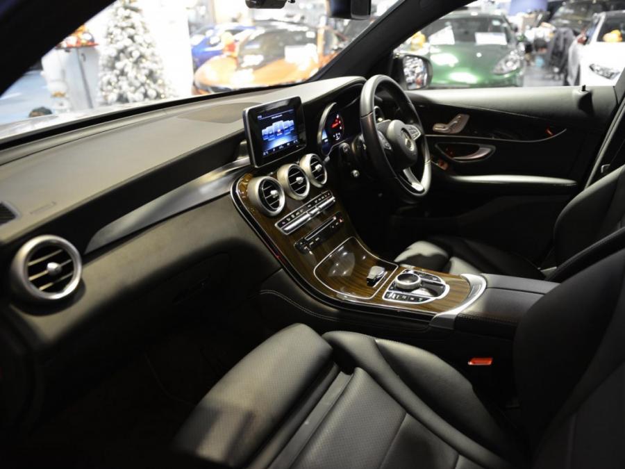 GLC250 COUPE - Image 21