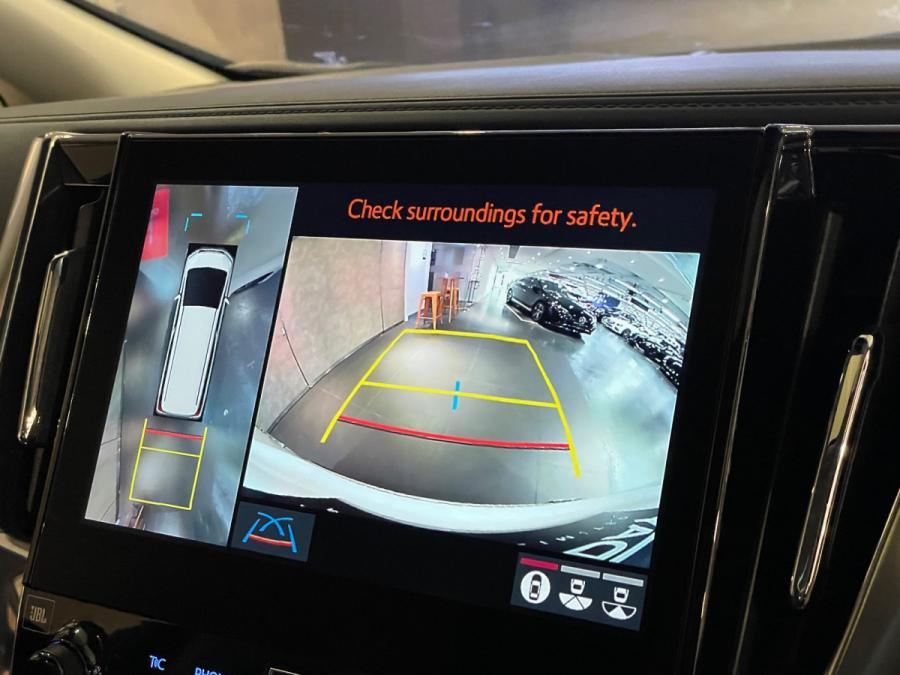 Alphard 2.5 SC Modelista - Image 4