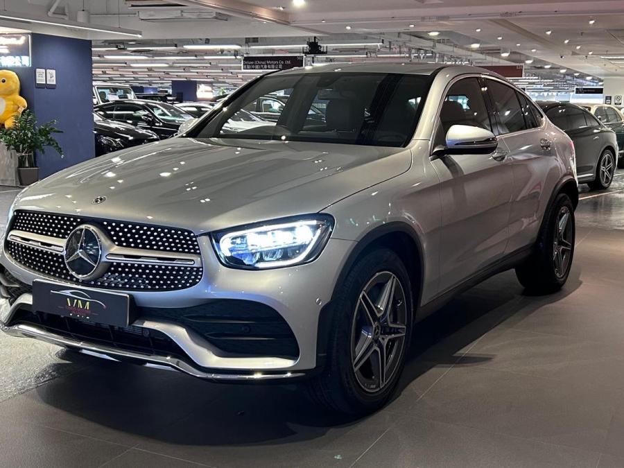 GLC300 4 MATIC COUPE FL AMG (C253) - Image 4